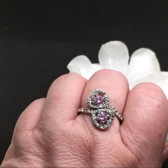 Double heart halo ring - Picture 2 of 2